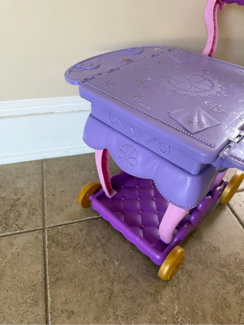 Disney Junior Just Play Sofia the First Purple & Pink Play Cart with Gold Wheels